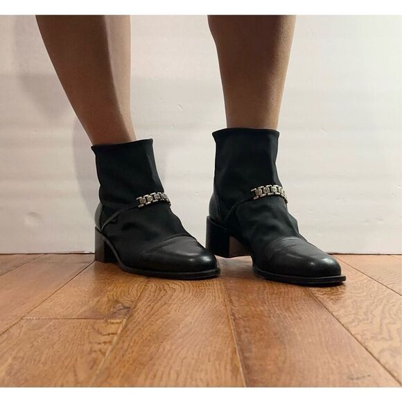 Brighton Vintage Black Ankle Boots Sz 9.5 - Picture 2 of 10